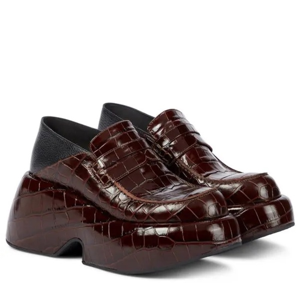 Loewe croc embossed platform loafer 🐊